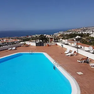 Village Island Heights Appartamento
